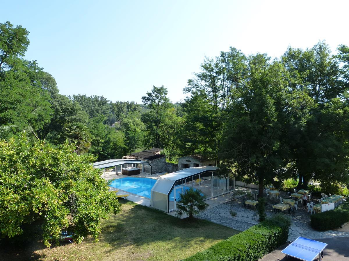 Logis Hotel Restaurant Les Cedres Joyeuse Bagian luar foto